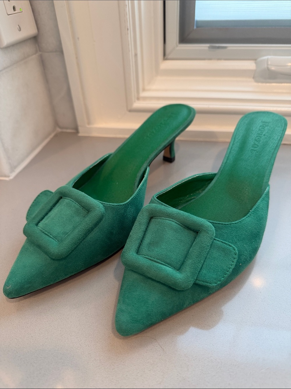 Fericzot Green Suede Pointed Mule Kitten Heels with Decorative Buckle Size 10